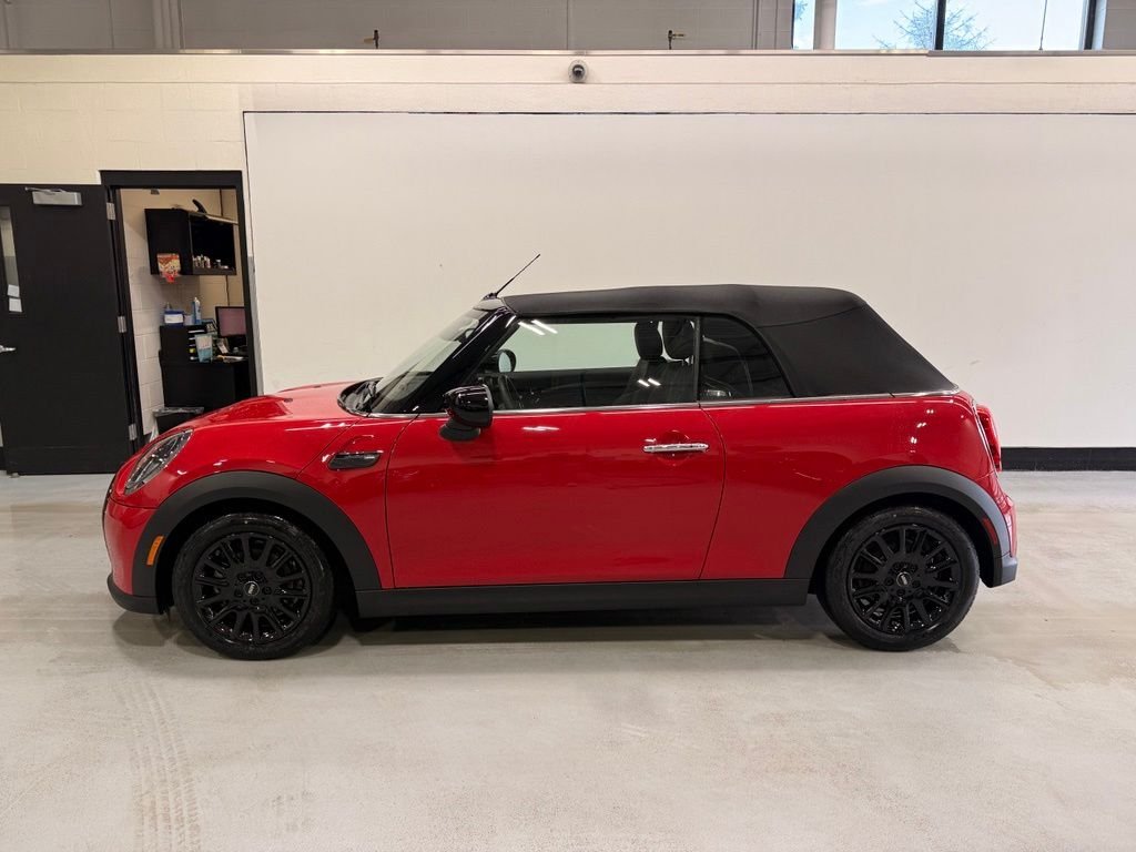 Certified Used 2024 Chili Red MINI  image 2