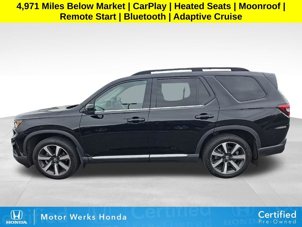 2023 Honda Pilot Touring AWD's photo