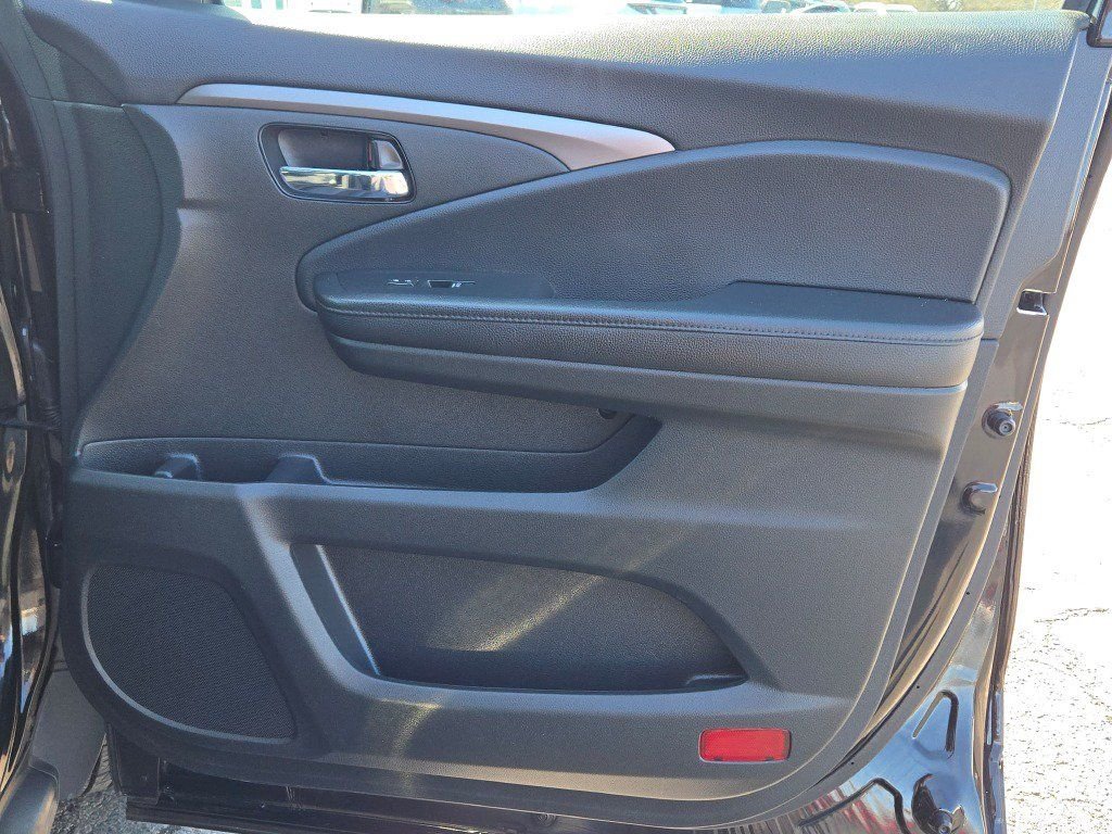 Used 2022  Honda Special Edition image 8