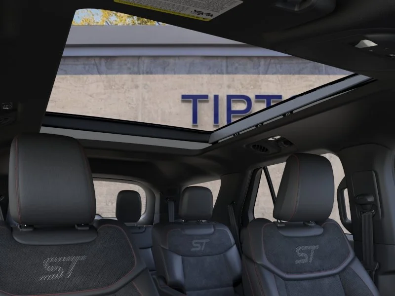 New 2026 Star White Metallic Tri-Coat Ford ST image 22