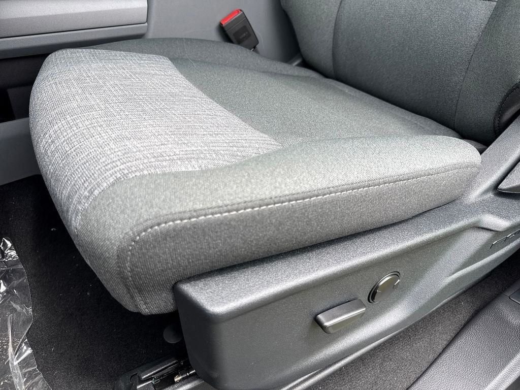 2026 Ford F-250 Super Duty XLT - Photo 14
