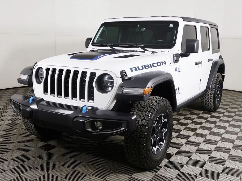 Used 2022 White Jeep Unlimited Rubicon 4xe image 16
