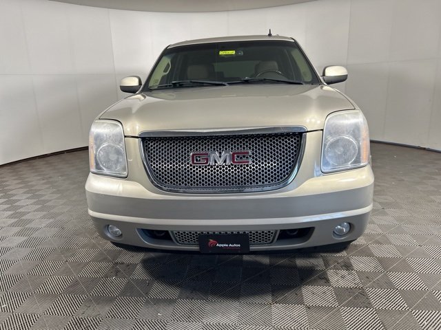 Used 2007 GMC Yukon Denali with VIN 1GKFK63897J389383 for sale in White Bear Lake, Minnesota