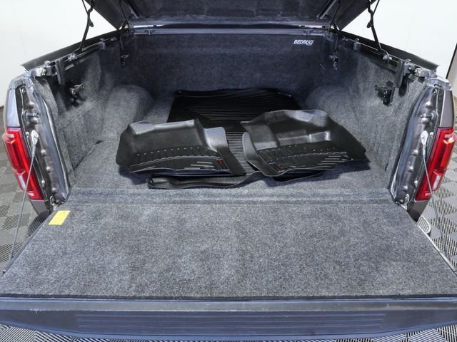 Used 2015  Ford Lariat image 11