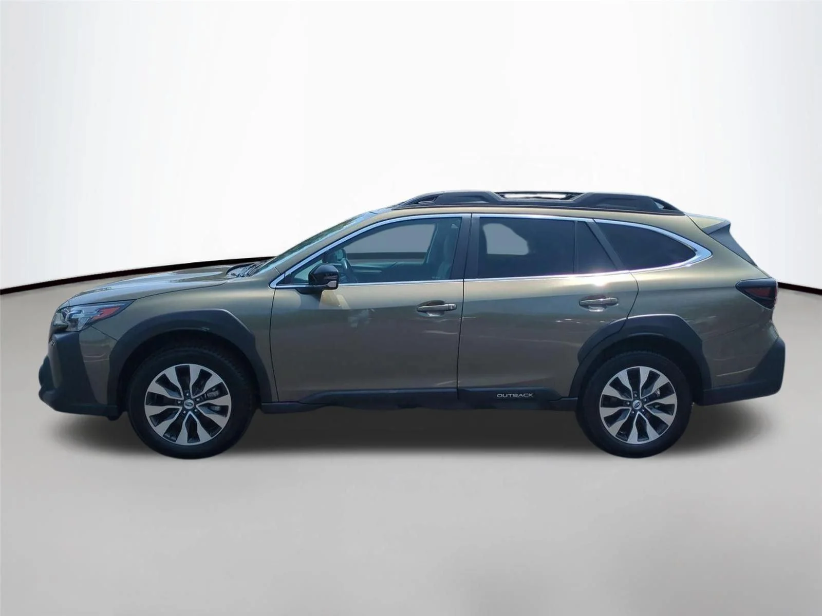 Used 2023 Autumn Green Metallic Subaru Limited XT image 2