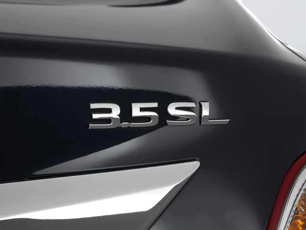 Used 2013 Blue Nissan 2.5 S image 59