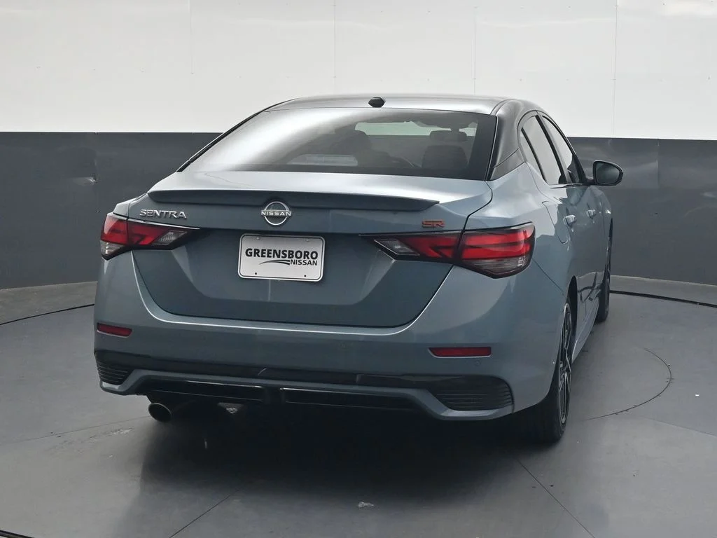 Used 2025 Gray Nissan SR image 5
