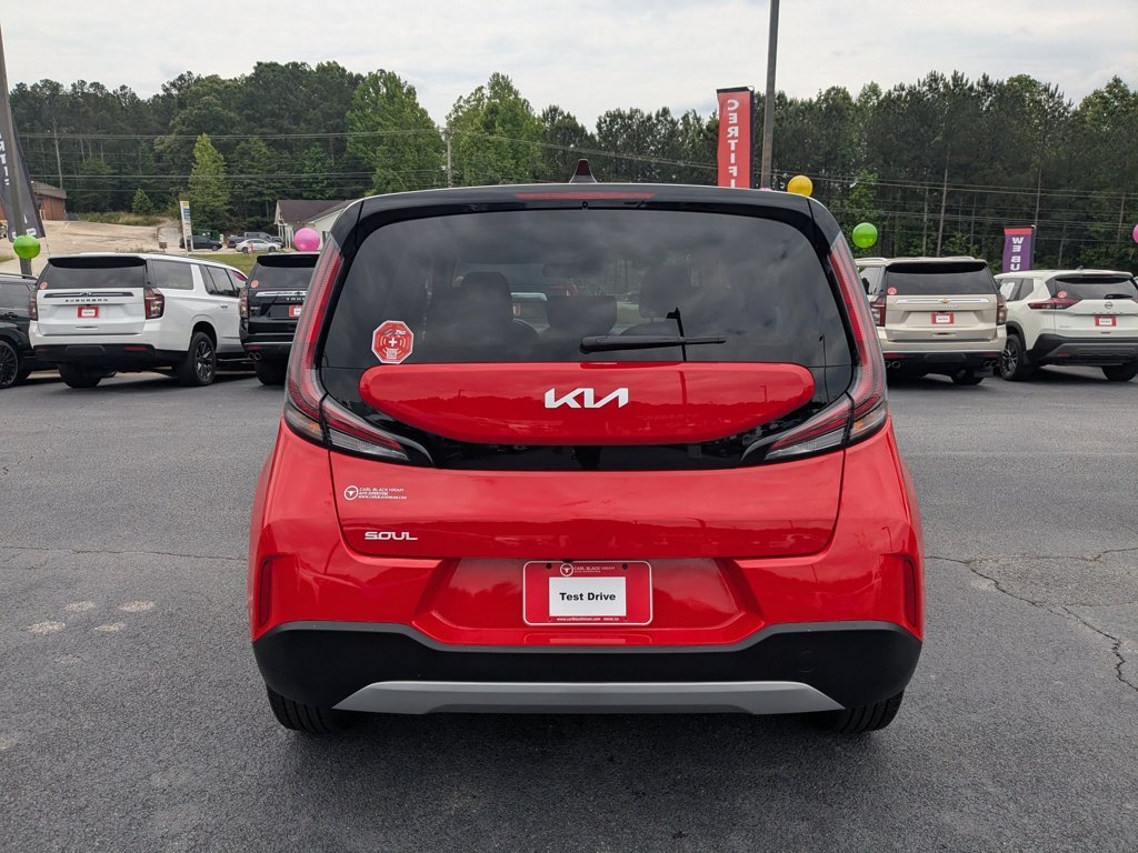 Used 2025 Inferno Red Kia LX image 6