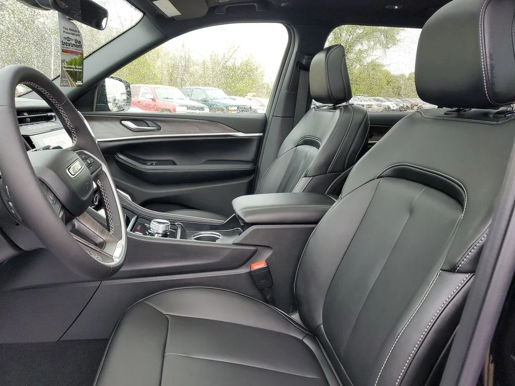 New 2026 Black Jeep Limited image 10