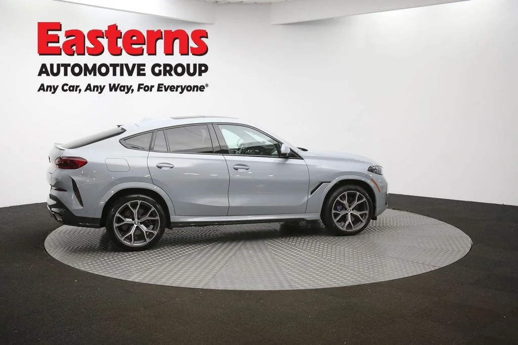 Used 2024 Gray BMW xDrive40i image 46