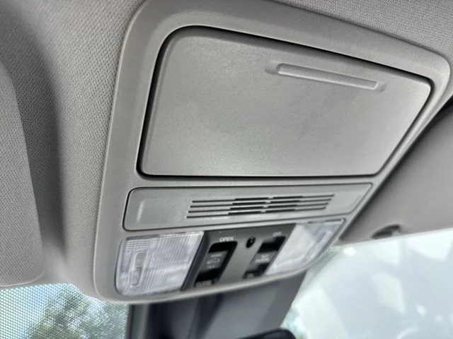 Used 2019 Black Honda EX-L image 33