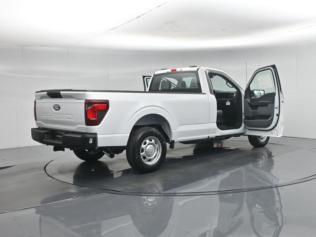 New 2026 Oxford White Ford XL image 24