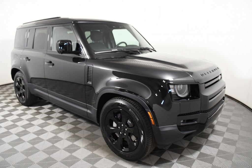 New 2026 Santorini Blk Land Rover S image 8