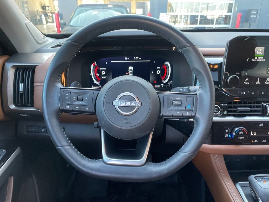 Used 2024  Nissan Platinum image 14