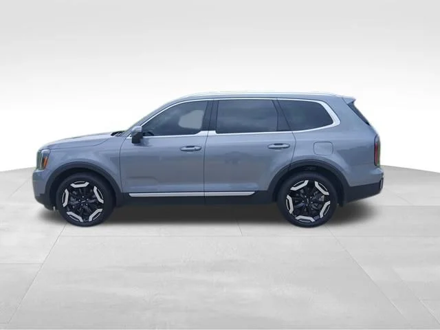 Used 2024 Silver Kia EX image 6
