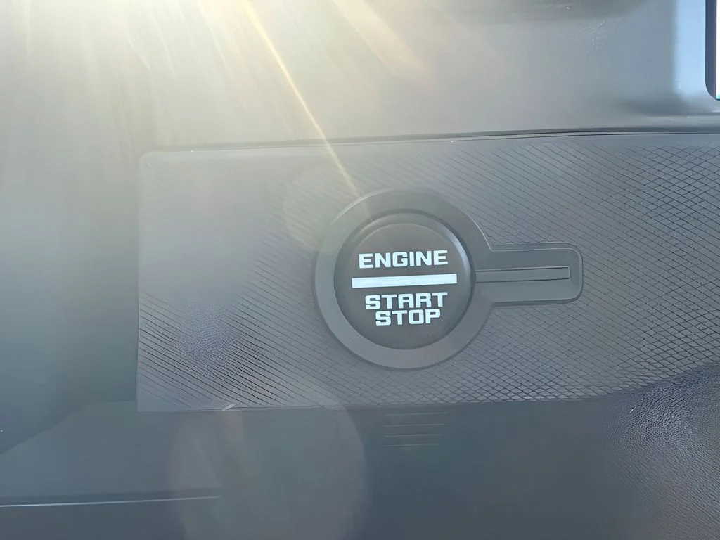 Used 2024 Gray Ford Badlands image 13
