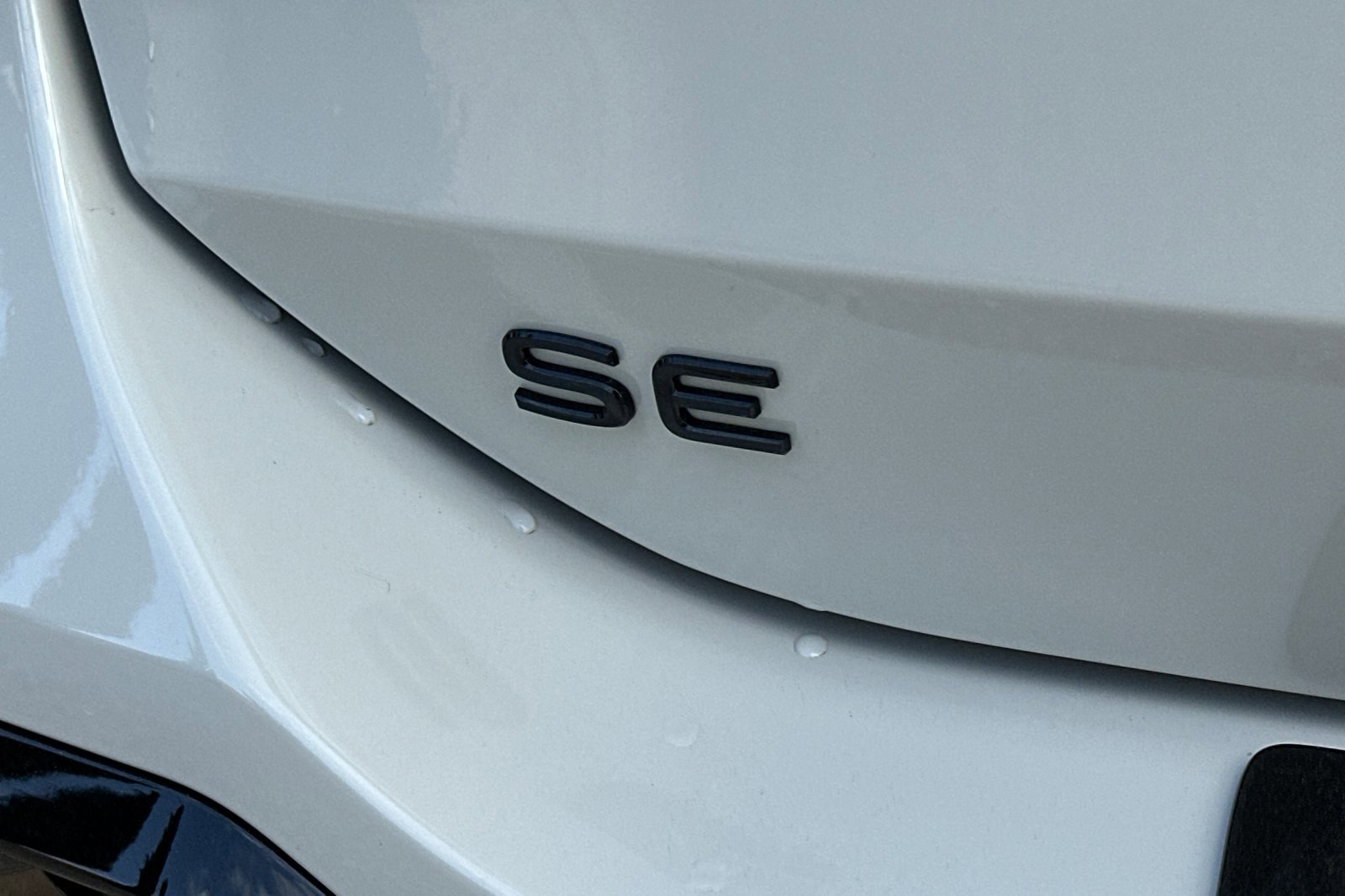 New 2026 Sandstone Volkswagen SE R-Line Black image 26