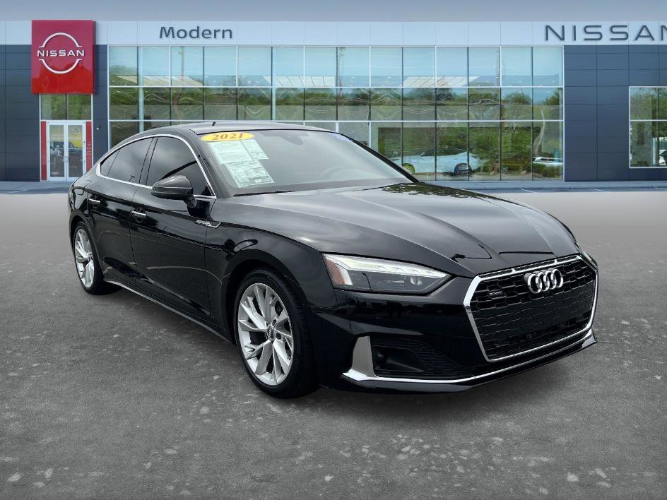 Used 2021 Brilliant Black Audi Premium Plus image 3
