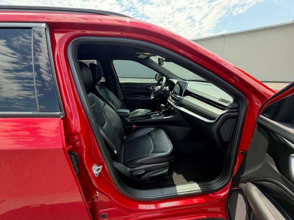 Used 2022 Redline Pearlcoat Jeep (RED) Edition image 16