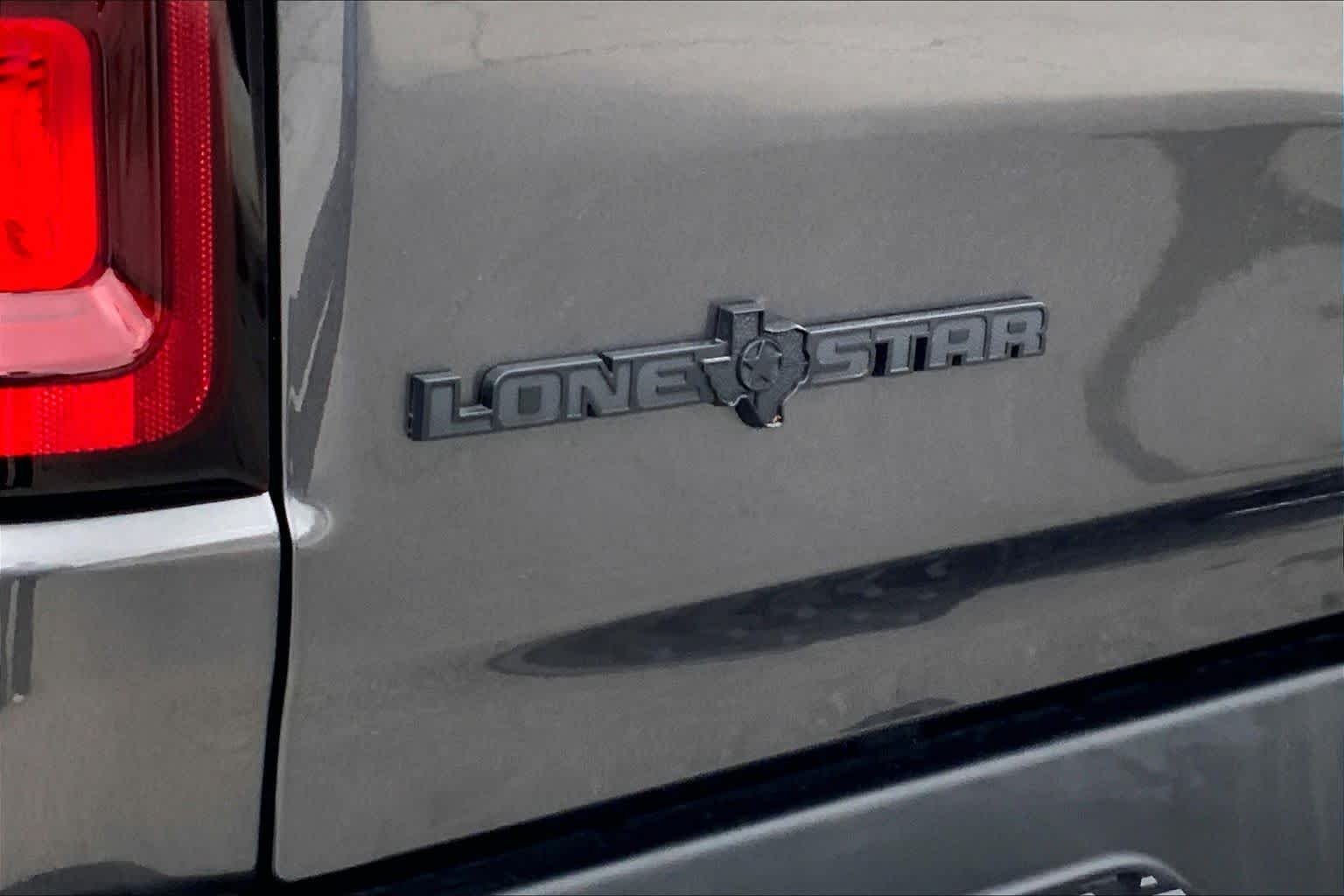 New 2026 Granite Crystal Metallic Clear-Coat Exterior Paint RAM Lone Star image 14