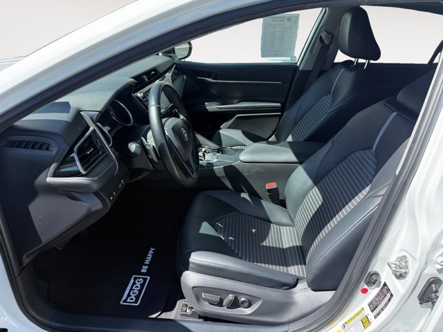 Used 2020 Super White Toyota SE image 10