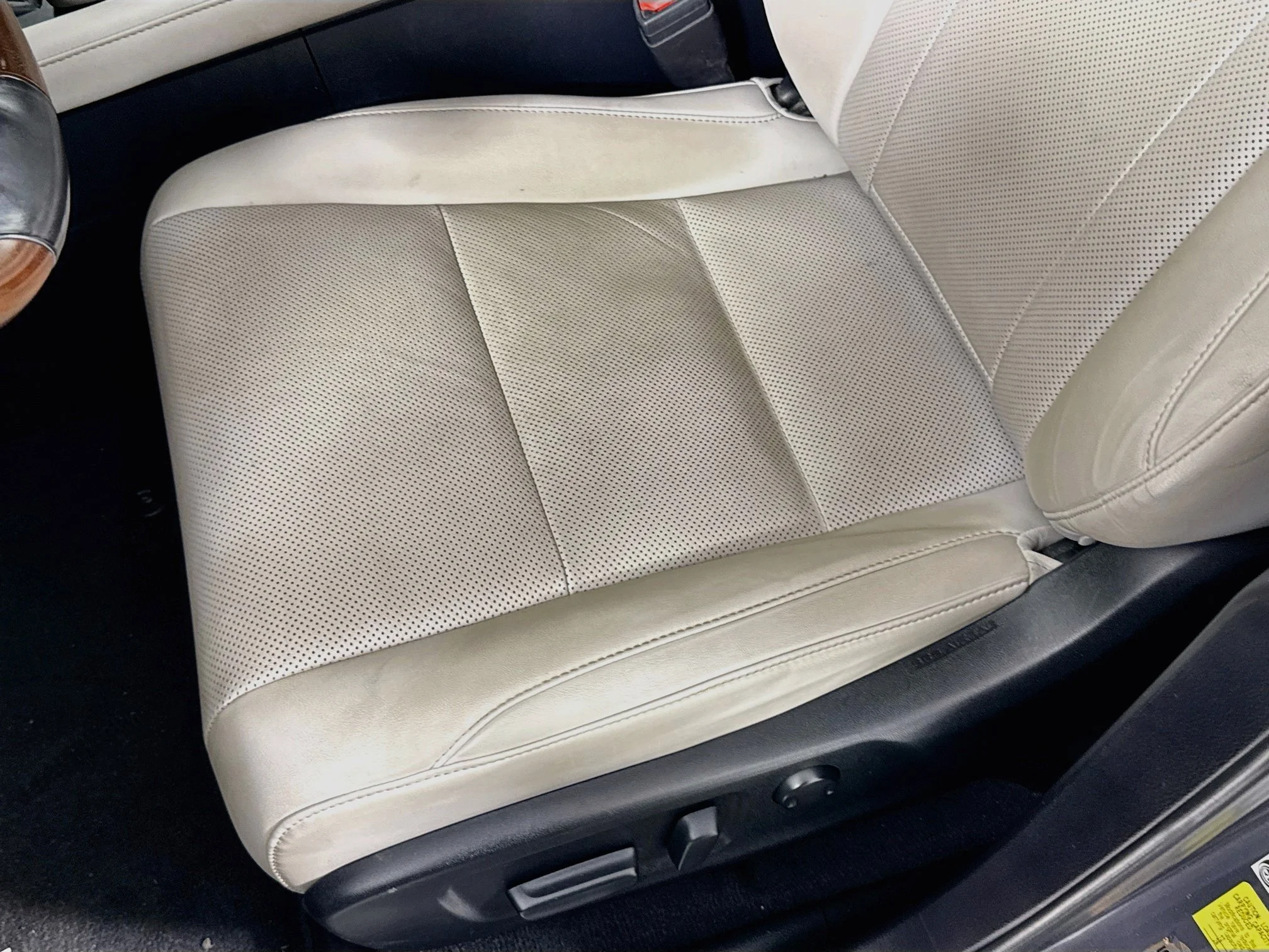 Used 2020 Nebula Gray Pearl Lexus 350L image 21