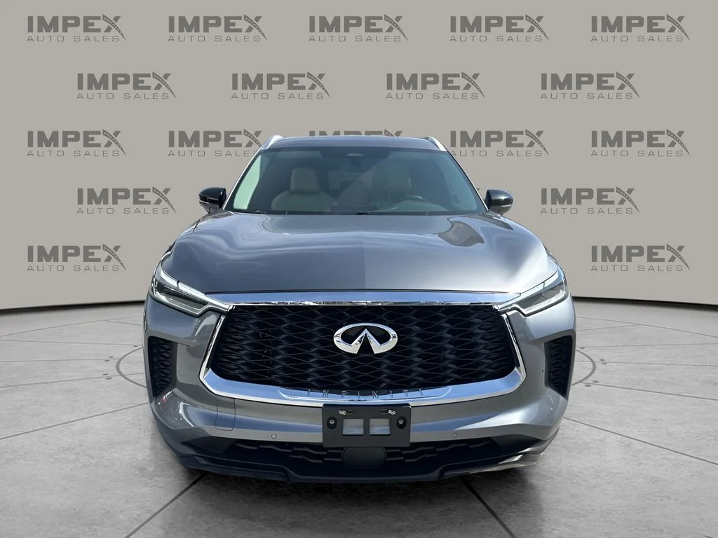 Used 2023 Gray INFINITI LUXE image 8