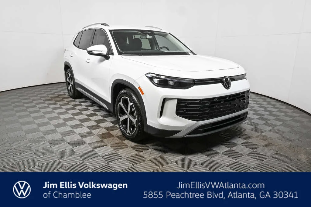 New 2026 Pure White Volkswagen SE image 1