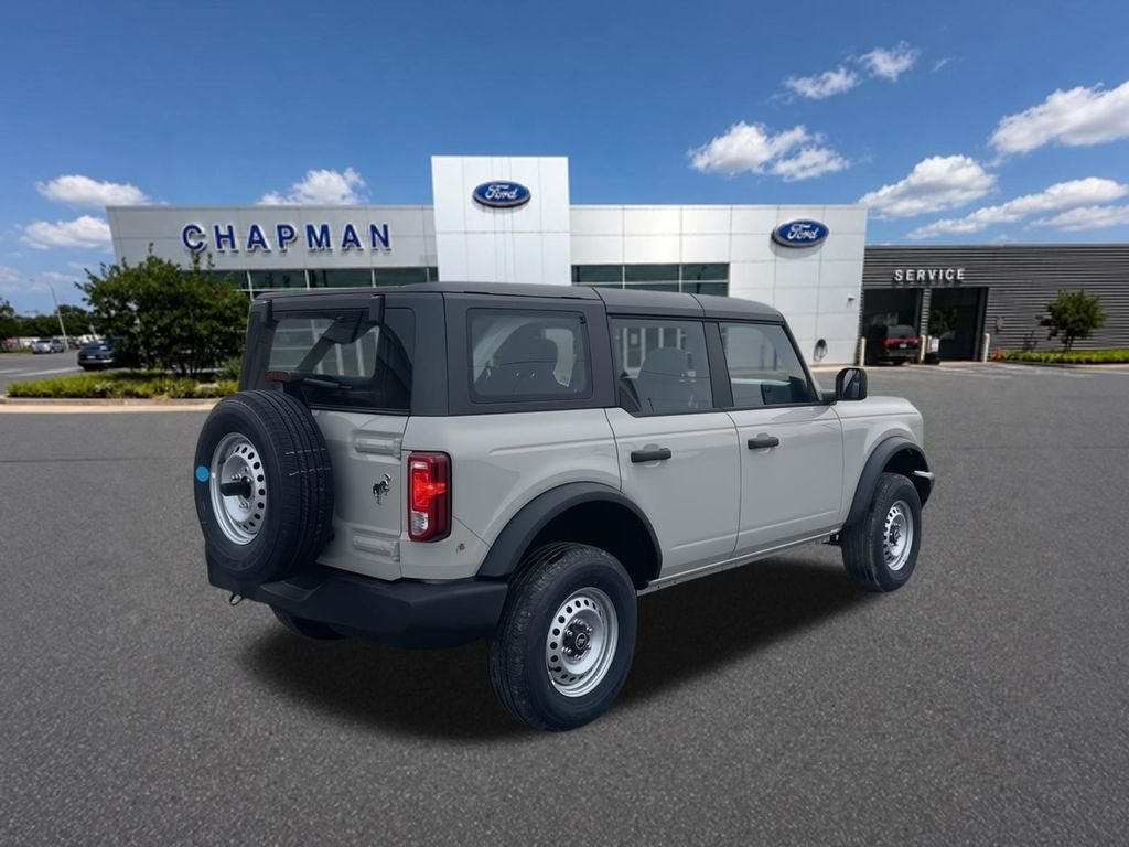 2025 Ford Bronco 4-Door Base - Photo 10