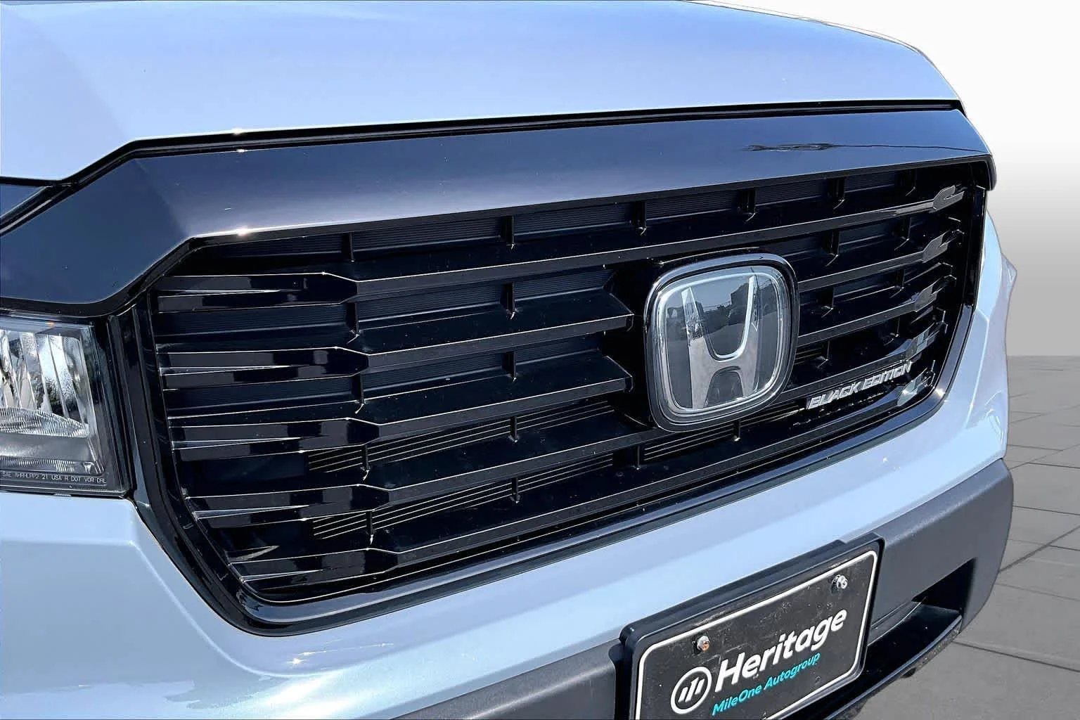 Used 2023 Sonic Gray Pearl Honda Black Edition image 30