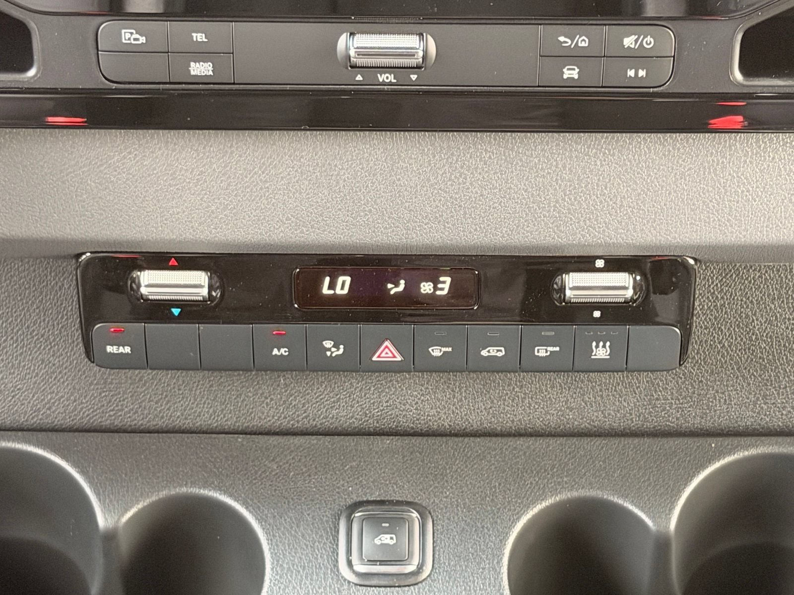 New 2026 Arctic White Mercedes-Benz Passenger 144 WB image 38