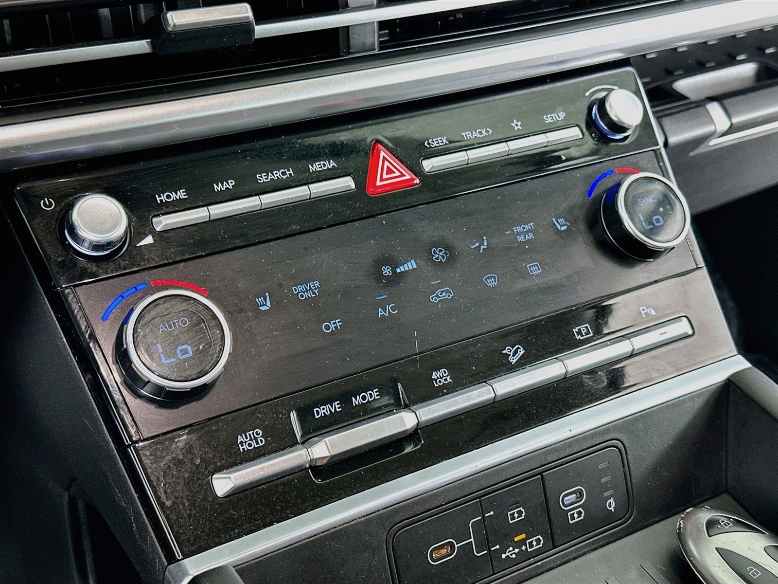 2024 Hyundai Santa Fe SEL HEV - Photo 20