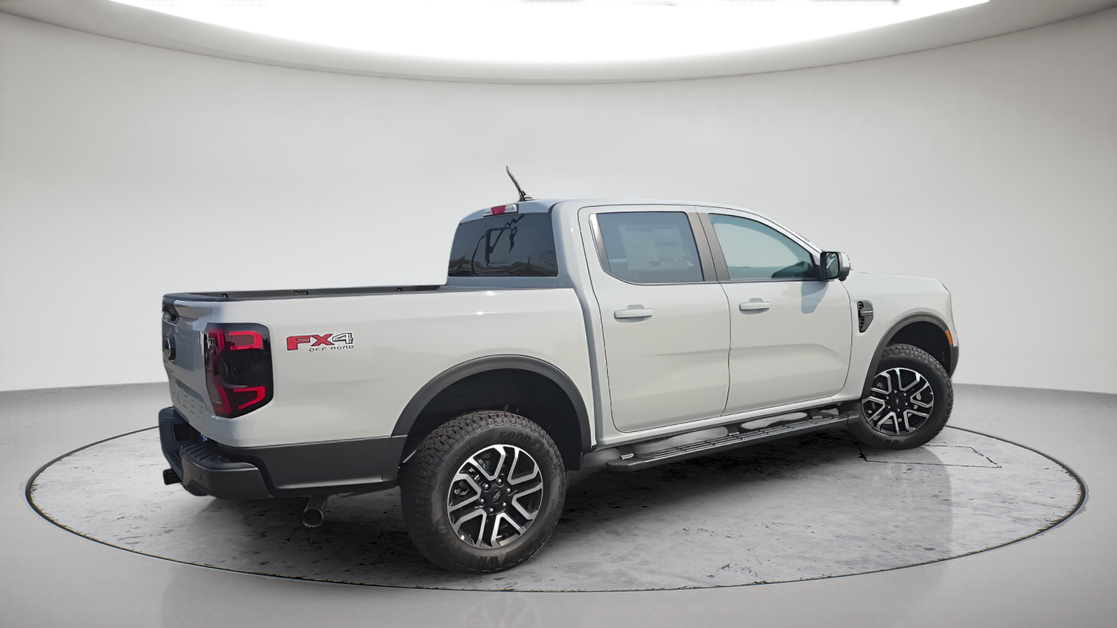 New 2026 Avalanche Ford Lariat® image 6
