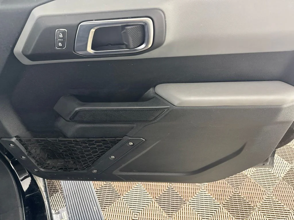 Used 2022 Black Ford Base image 21