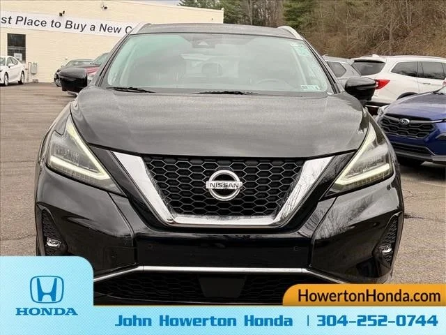 Used 2021 Black Nissan SL image 10
