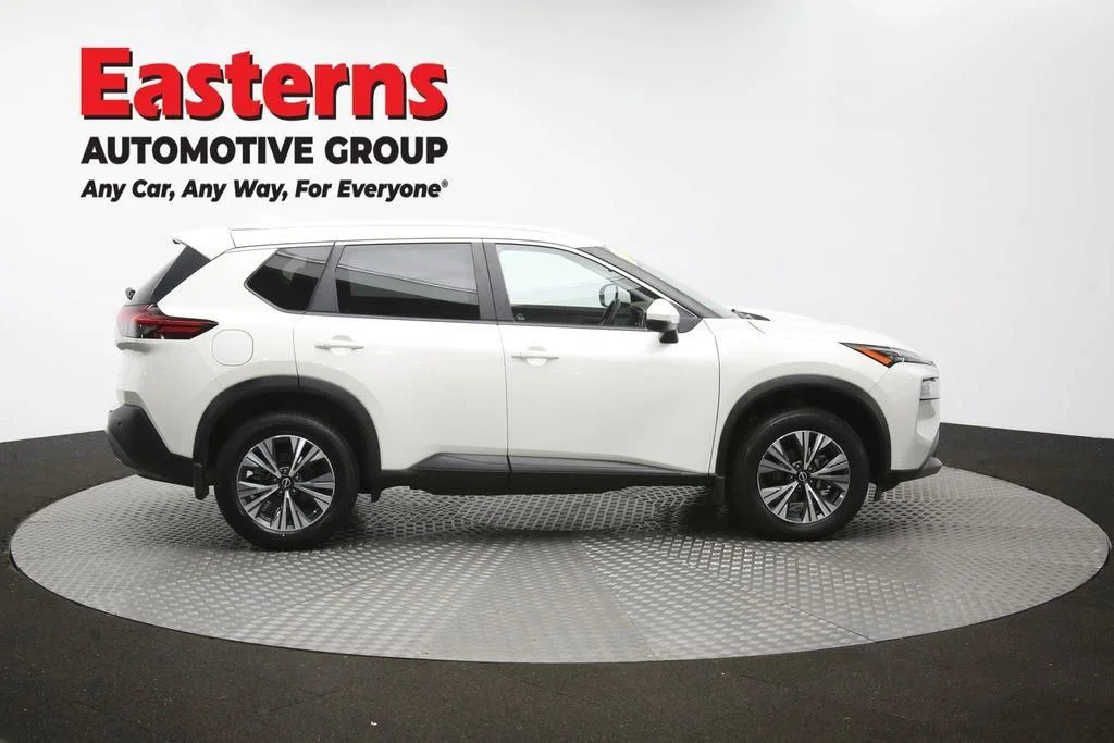 Used 2023 White Nissan SV image 46