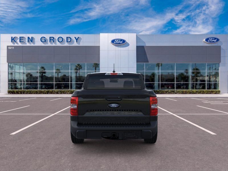 New 2026 Shadow Black Ford XLT image 19