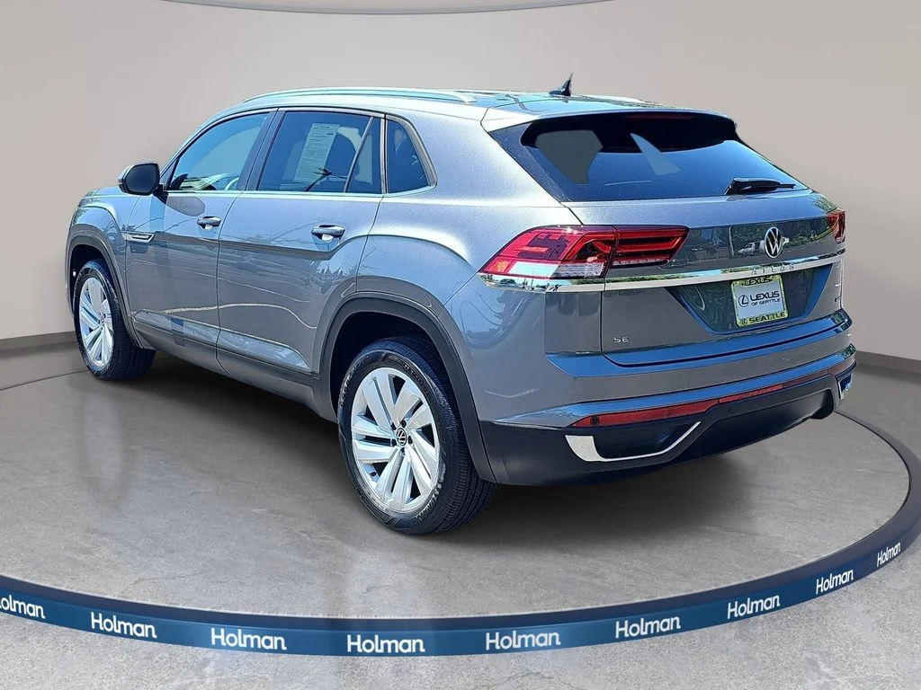 Used 2023  Volkswagen 2.0T SE w/Technology image 5