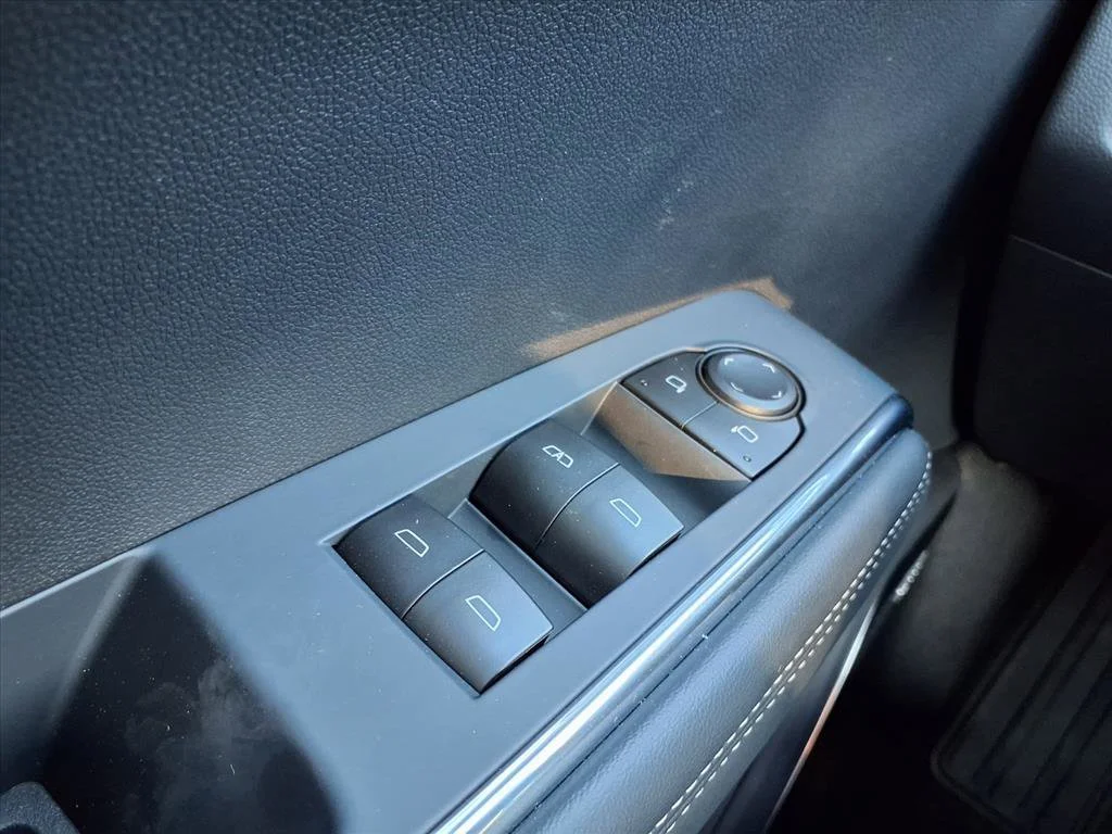 2026 GMC Acadia Elevation - Photo 19