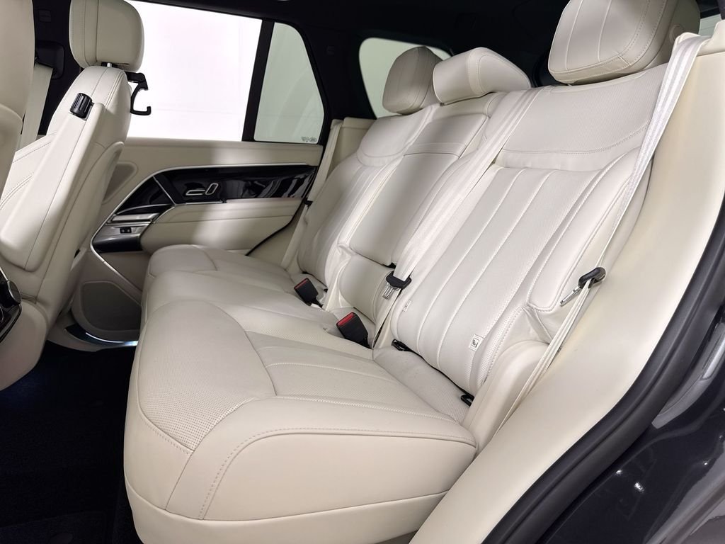2026 Land Rover Range Rover SE - Photo 23