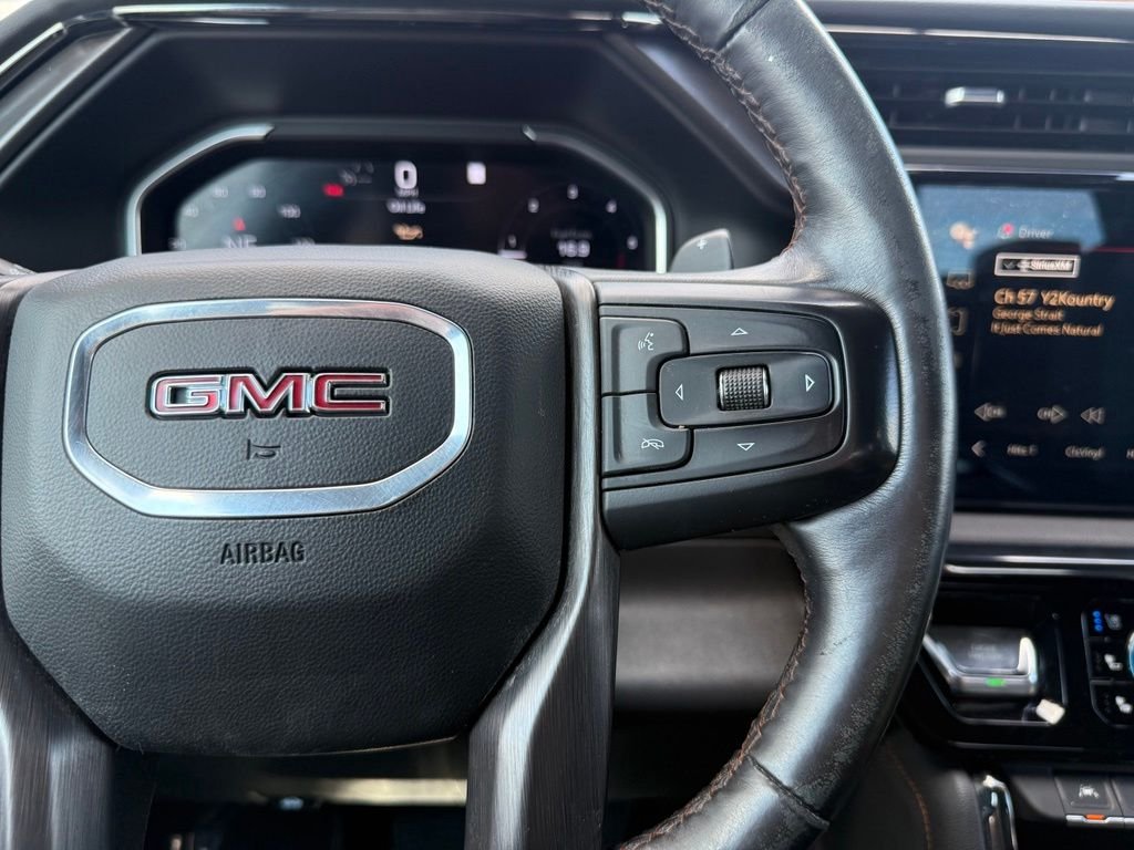Used 2022 White GMC AT4 image 26