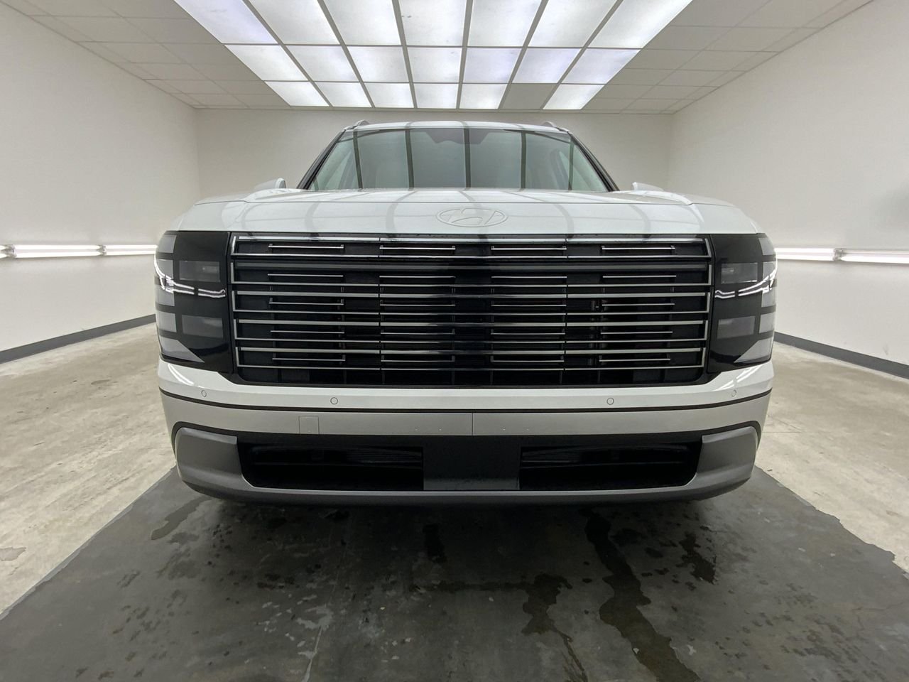 New 2026 Creamy White Pearl Hyundai SEL AWD image 3