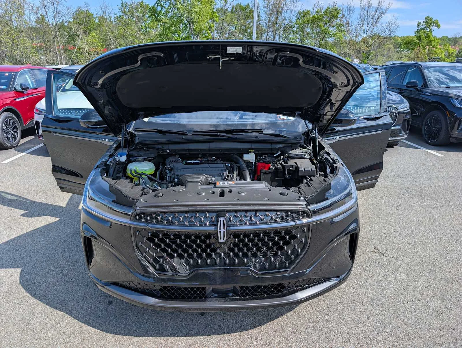 New 2026 Infinite Black Metallic Clearcoat Lincoln Reserve image 10
