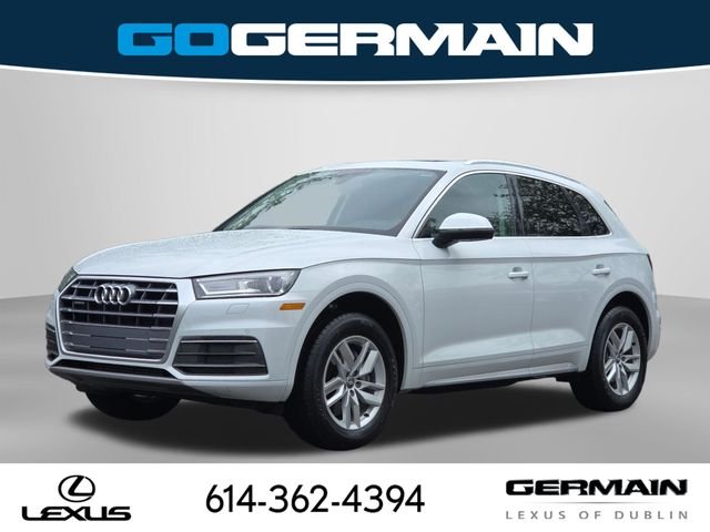 2020 Audi Q5 45 Titanium quattro S tronic Premium's photo