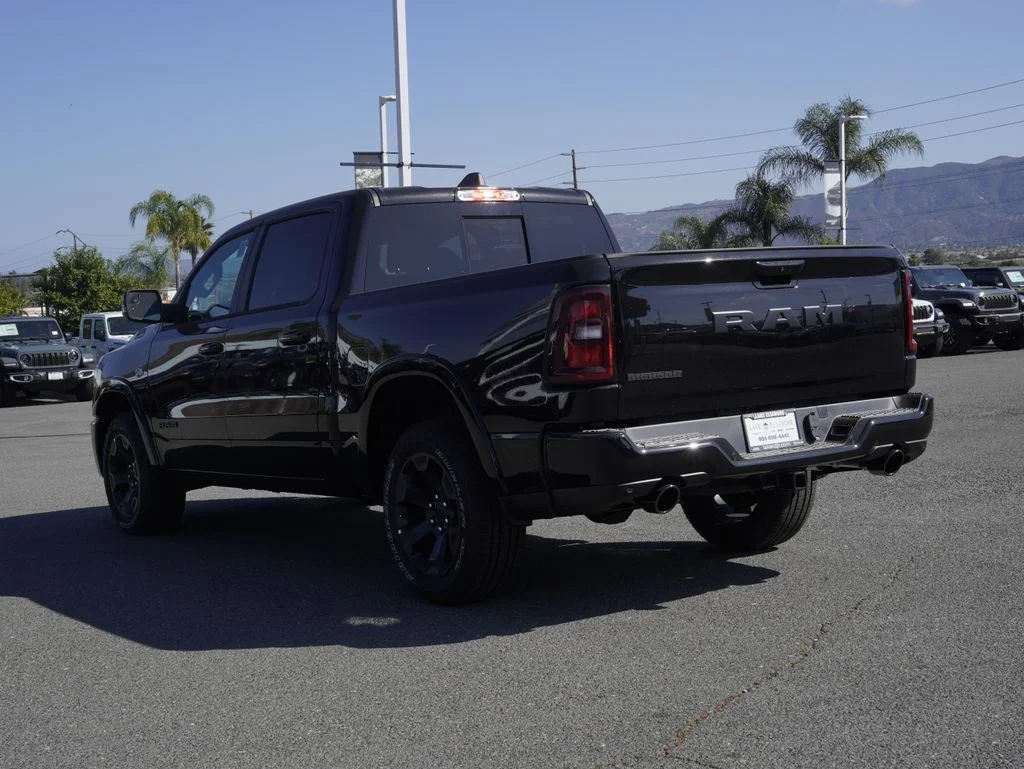 New 2026 Diamond Black Crystal Pearl-Coat Exterior Paint RAM Big Horn/Lone Star image 6