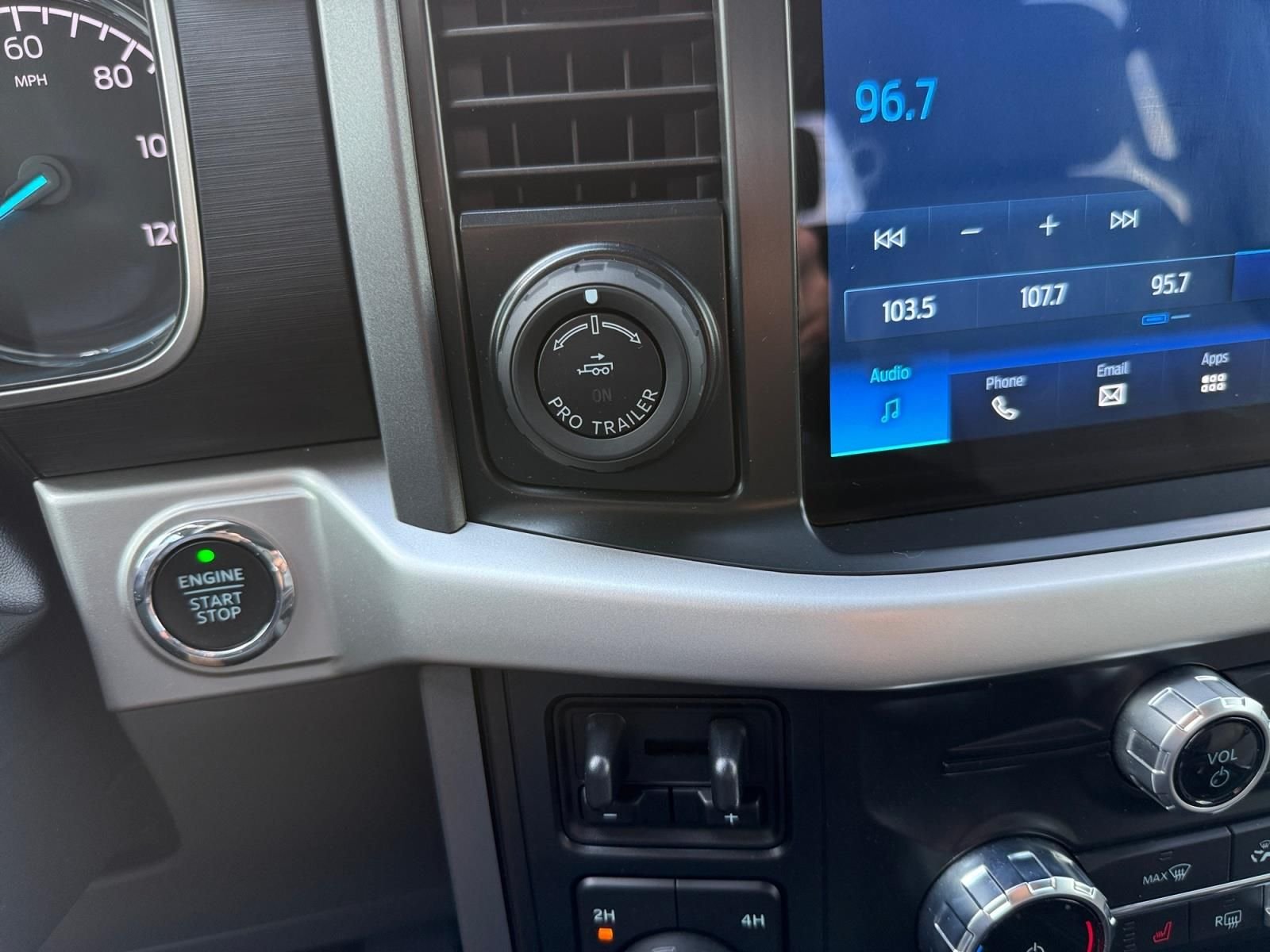 Certified Used 2022 Oxford White Ford XLT image 20