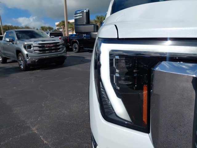 2026 GMC Sierra 2500HD Denali - Photo 10