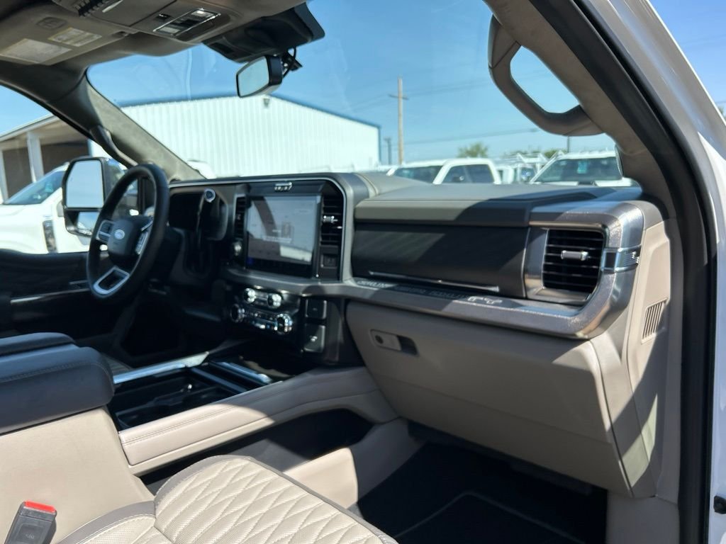 New 2026 Star White Metallic Tri-Coat Ford Platinum image 52