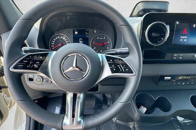 New 2026 Pebble Gray Mercedes-Benz  image 38
