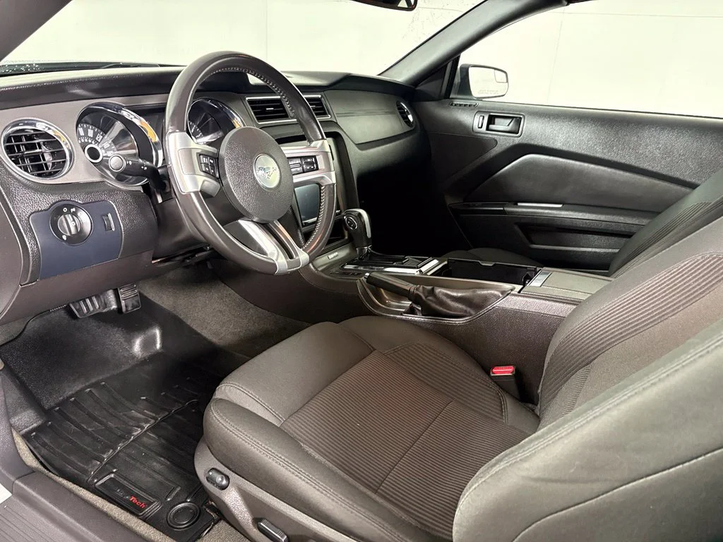 Used 2014 Silver Ford GT image 19